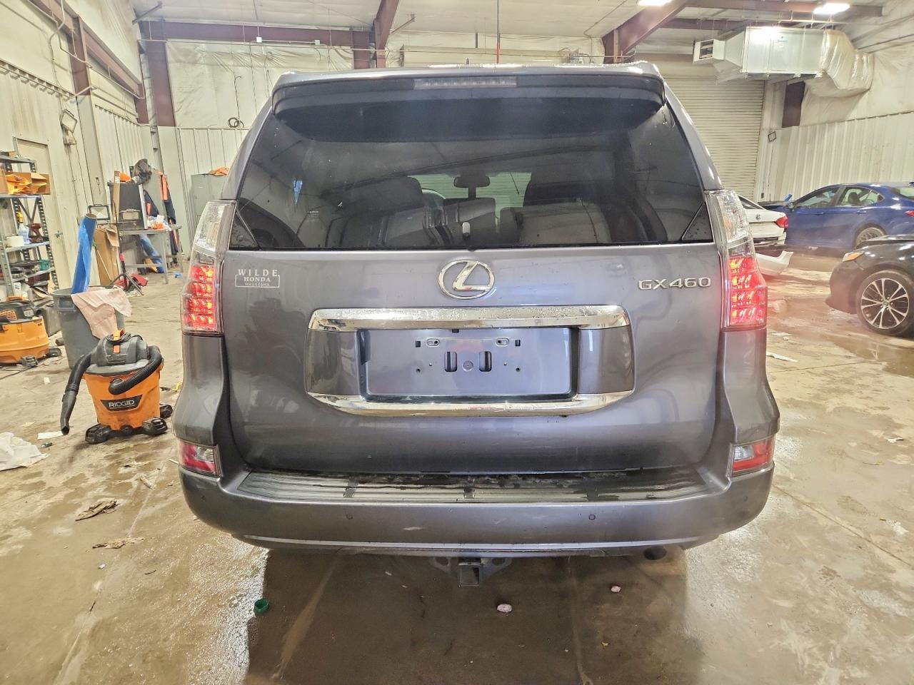 2017 LEXUS GX 460