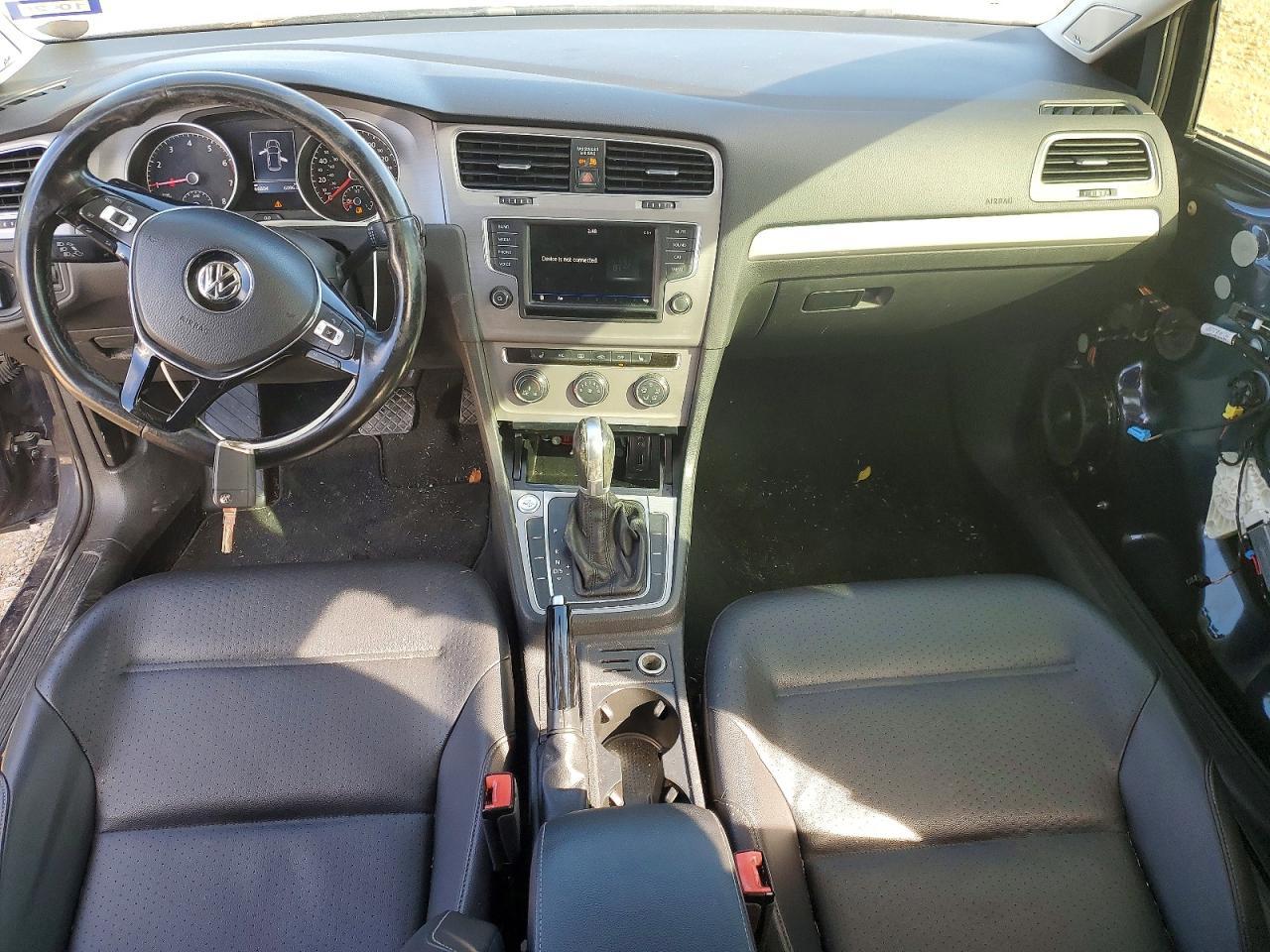 2017 VOLKSWAGEN GOLF