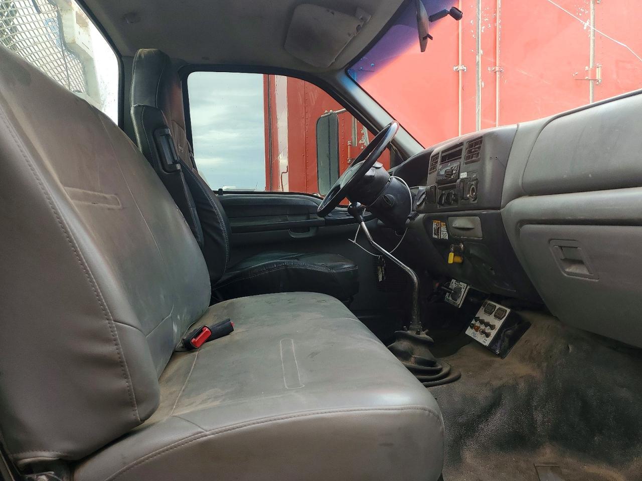 2007 FORD F-750