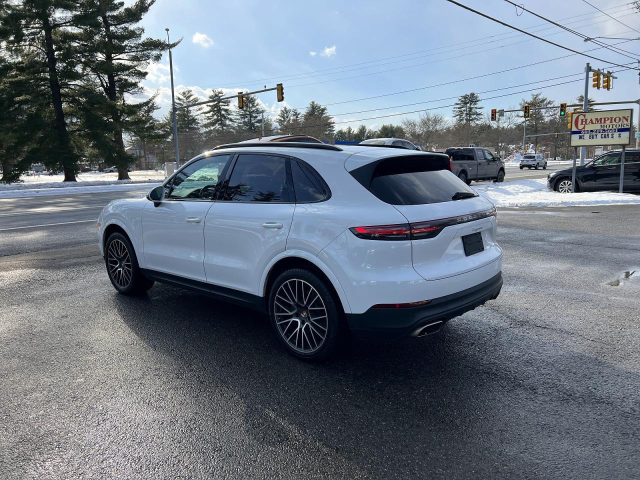 2019 PORSCHE CAYENNE