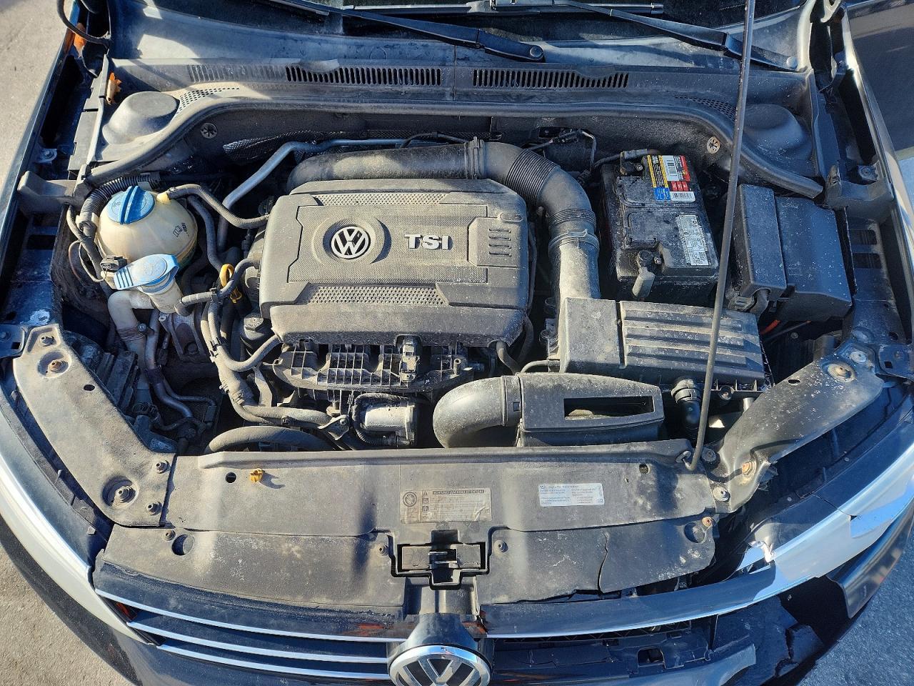 2015 VOLKSWAGEN JETTA