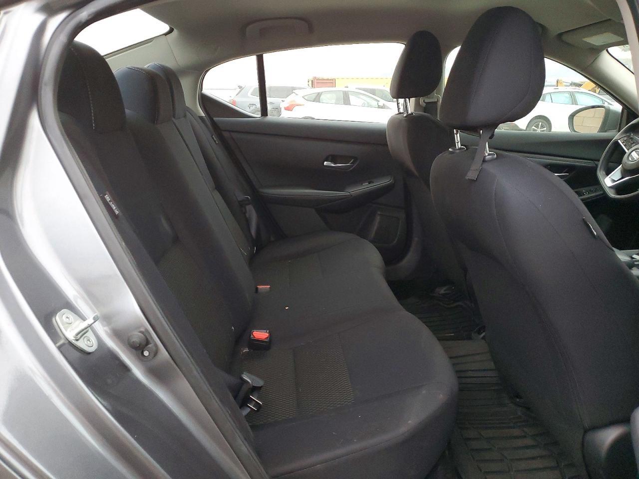2022 NISSAN SENTRA