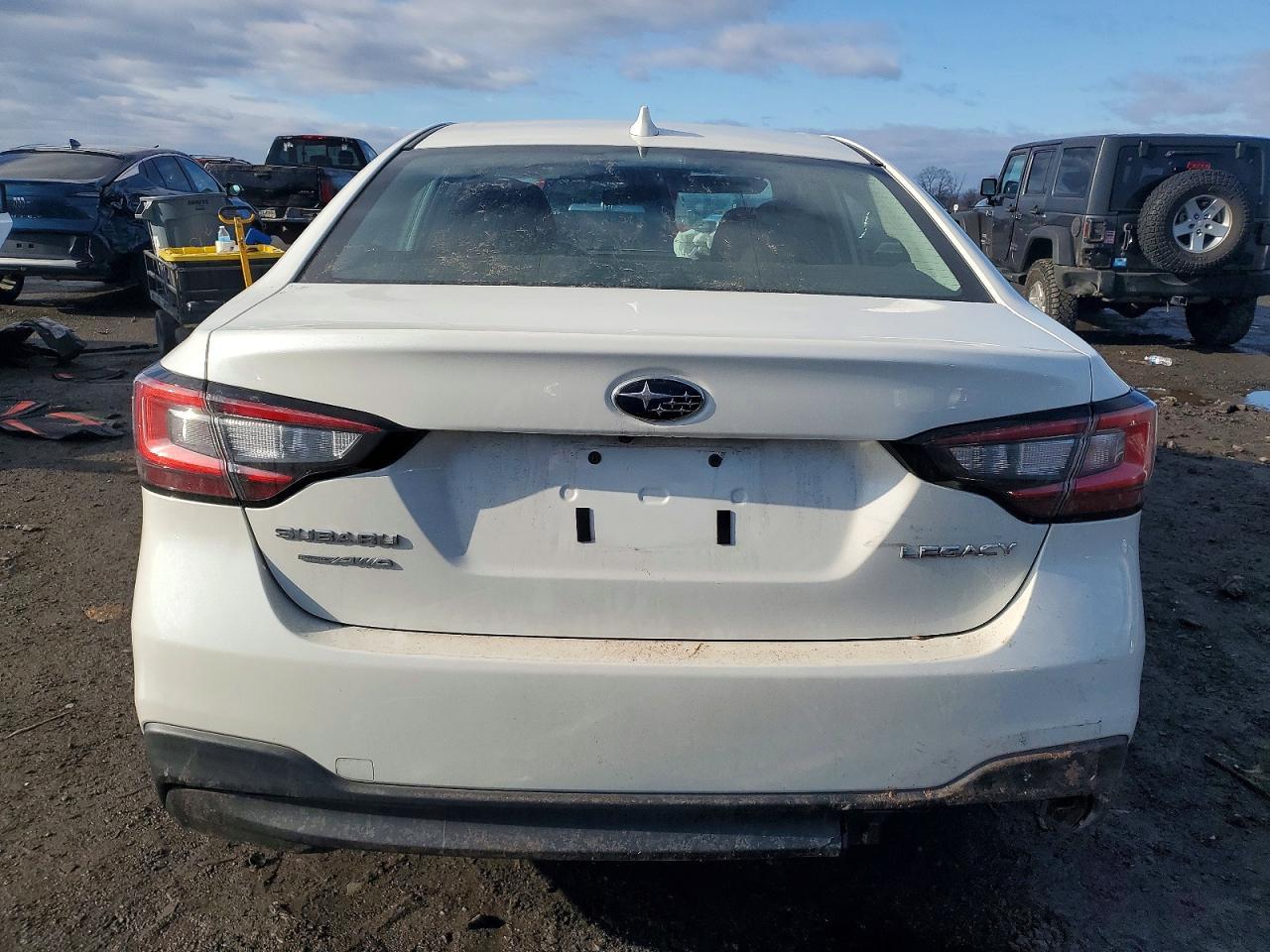 2023 SUBARU Legacy