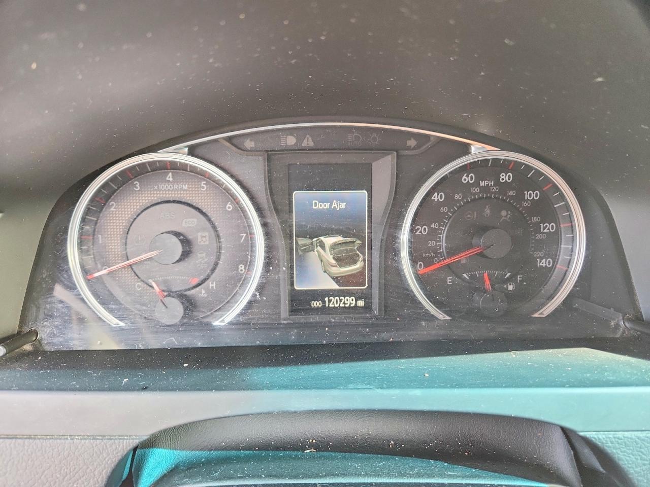 2016 TOYOTA CAMRY