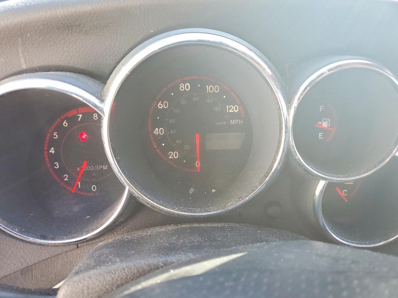 2005 PONTIAC VIBE