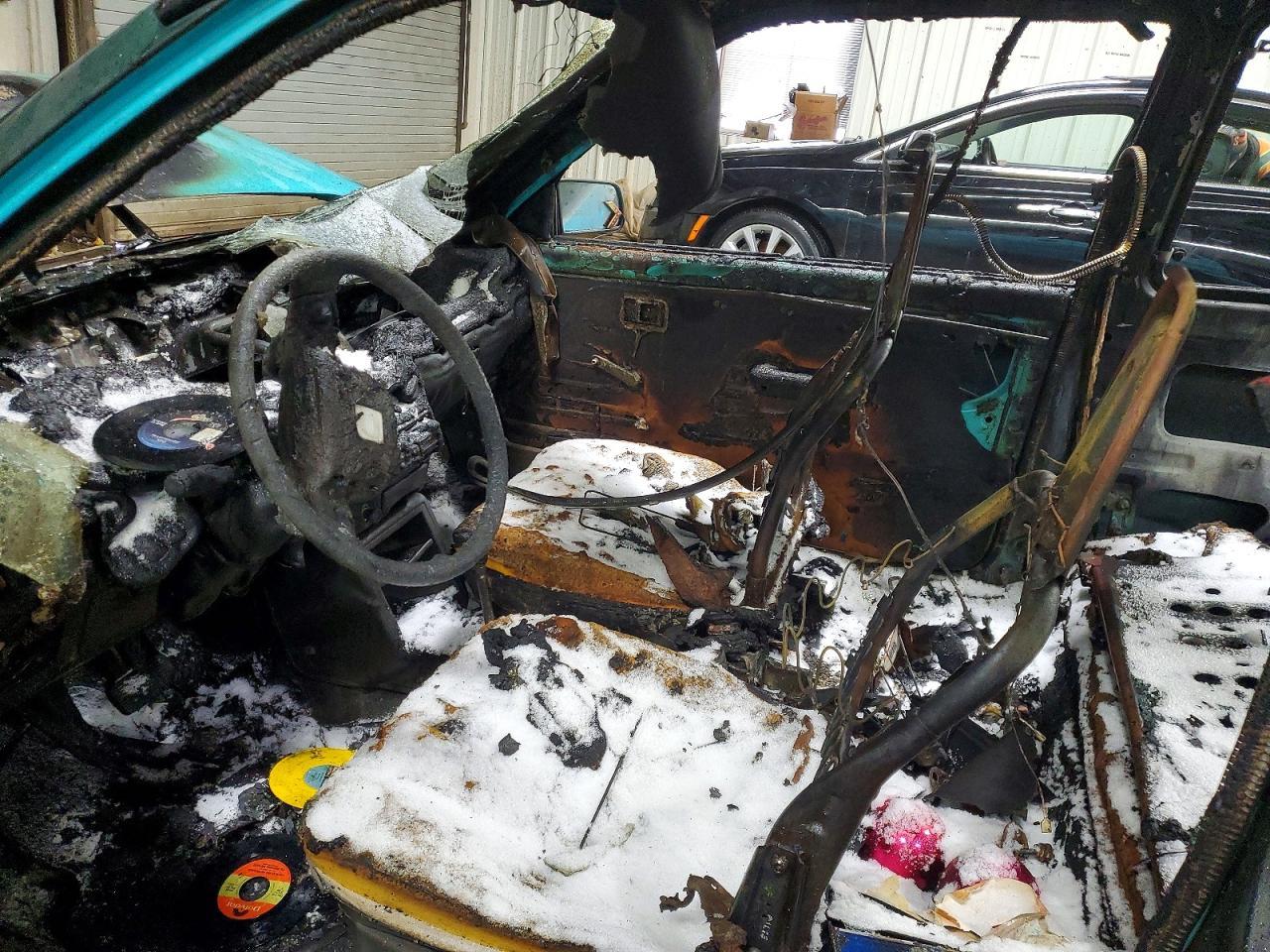 1992 FORD Festiva