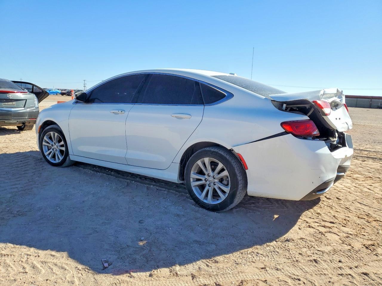 2016 CHRYSLER 200