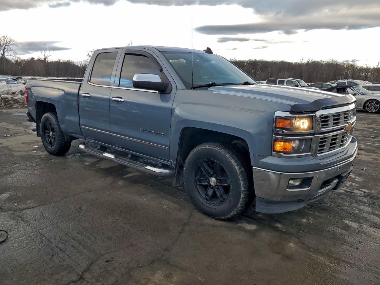 2015 CHEVROLET Silverado