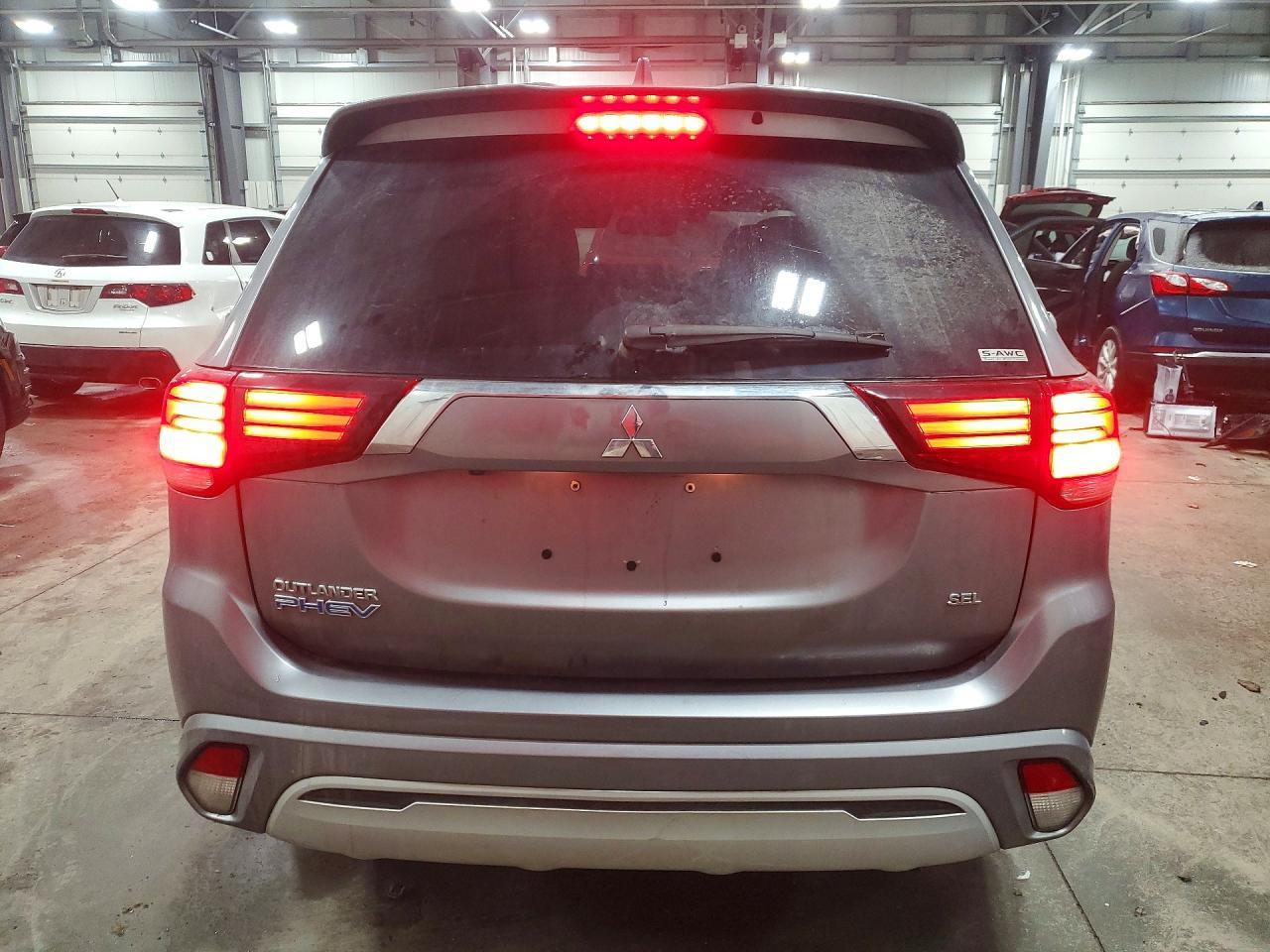 2022 MITSUBISHI outlander