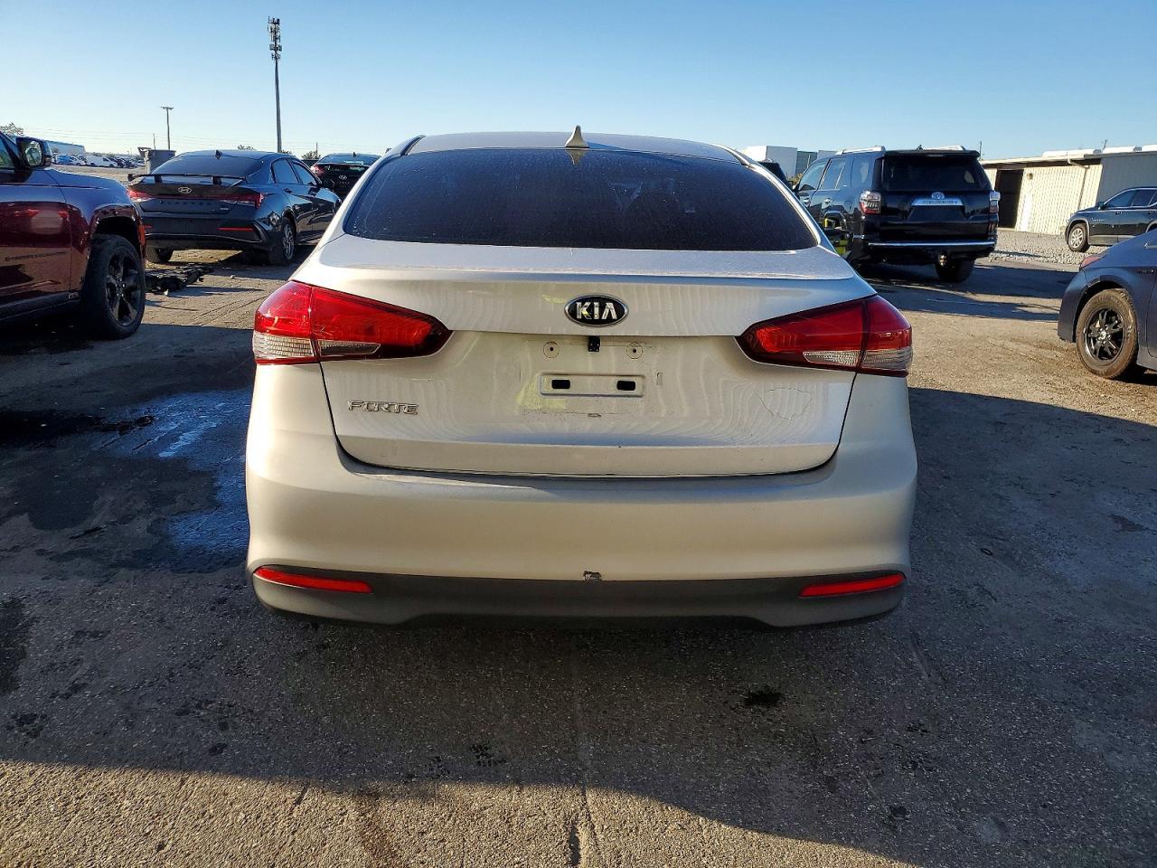 2017 KIA FORTE