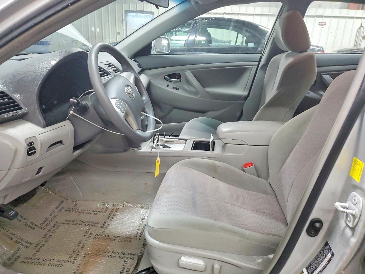 2011 TOYOTA CAMRY