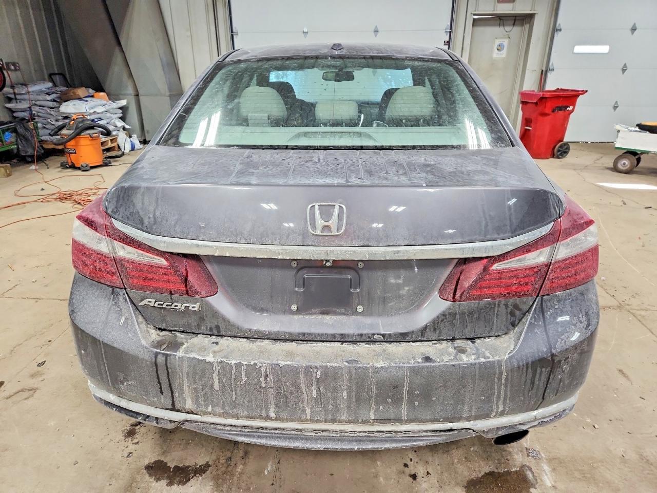2017 HONDA ACCORD