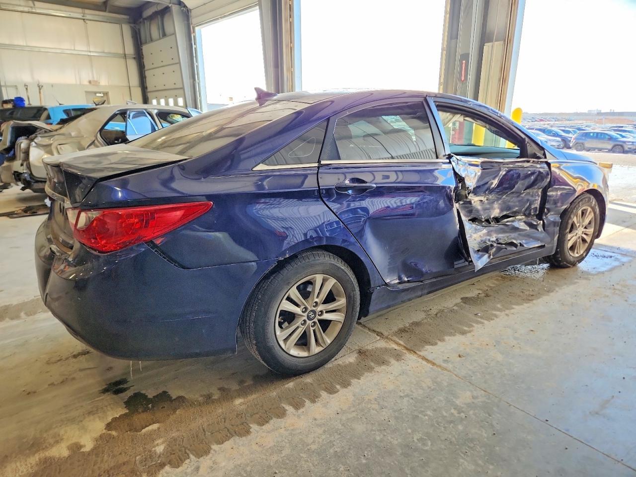 2011 HYUNDAI SONATA
