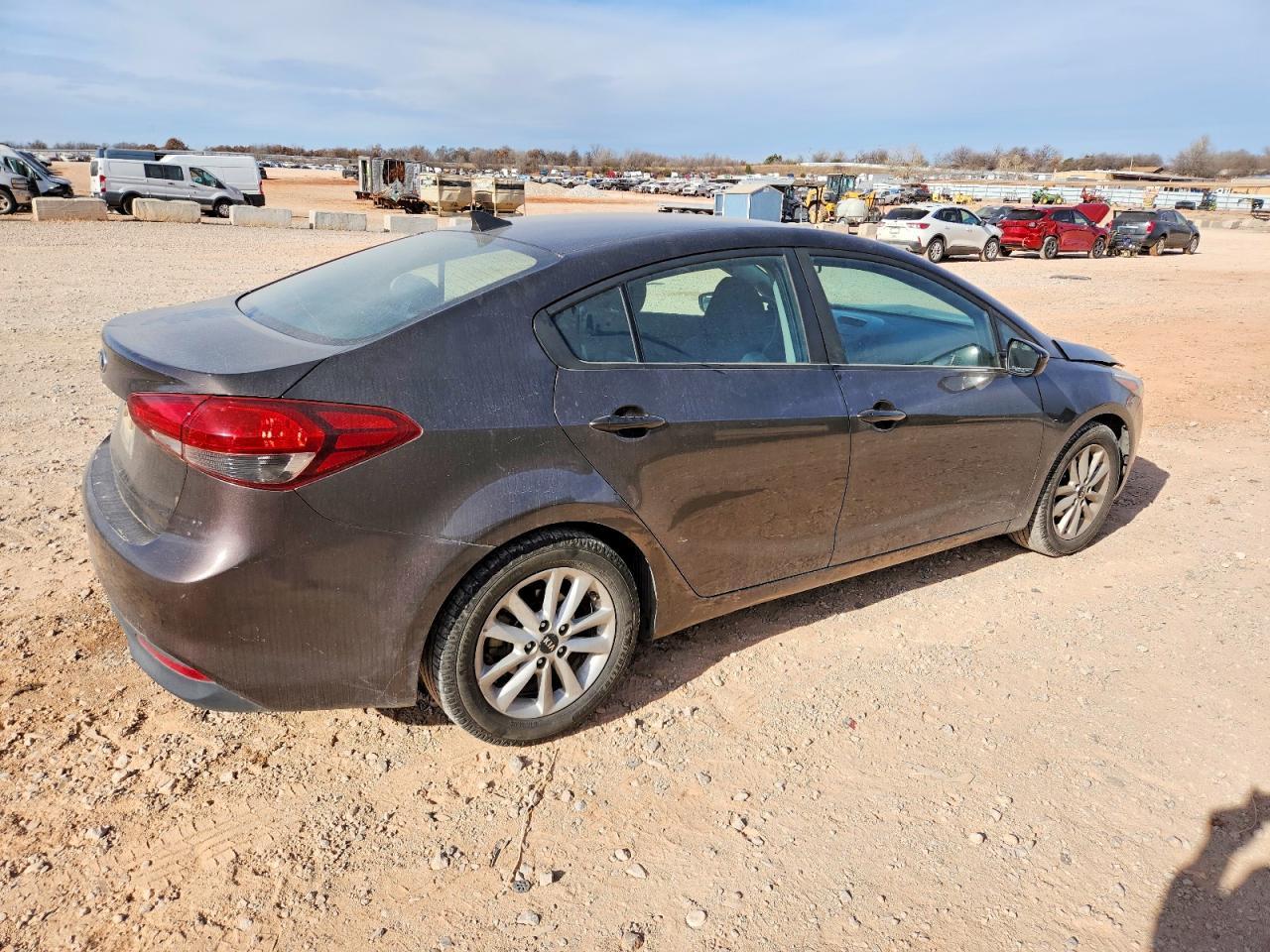 2017 KIA FORTE