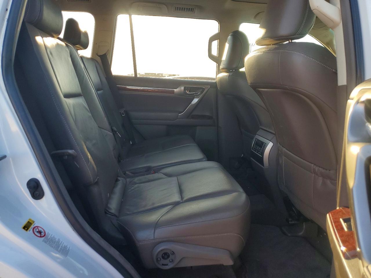 2013 LEXUS GX 460