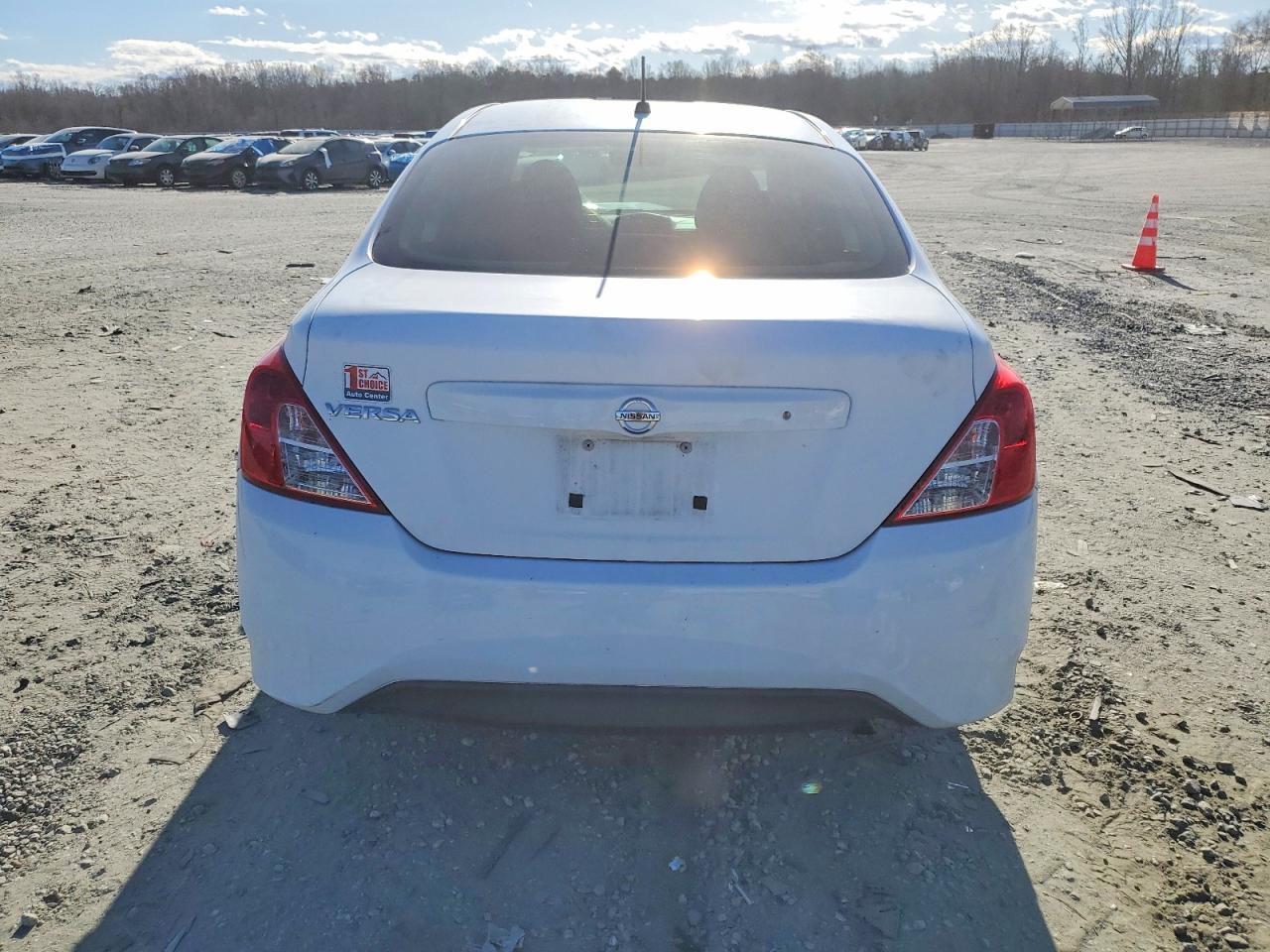 2018 NISSAN VERSA