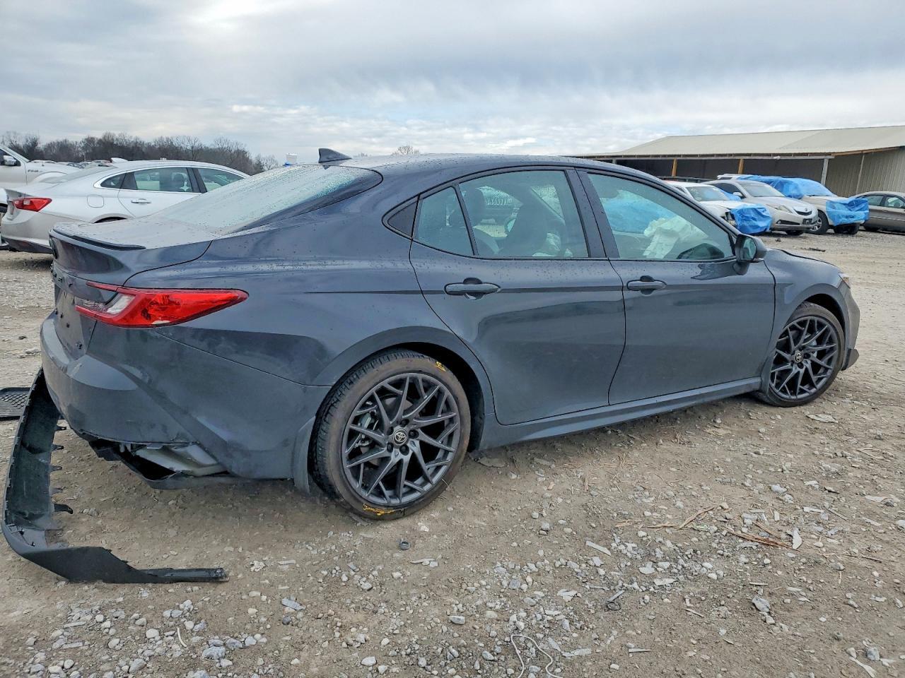 2025 TOYOTA CAMRY