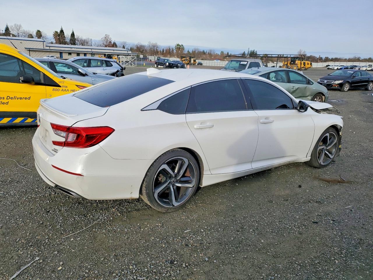 2018 HONDA ACCORD