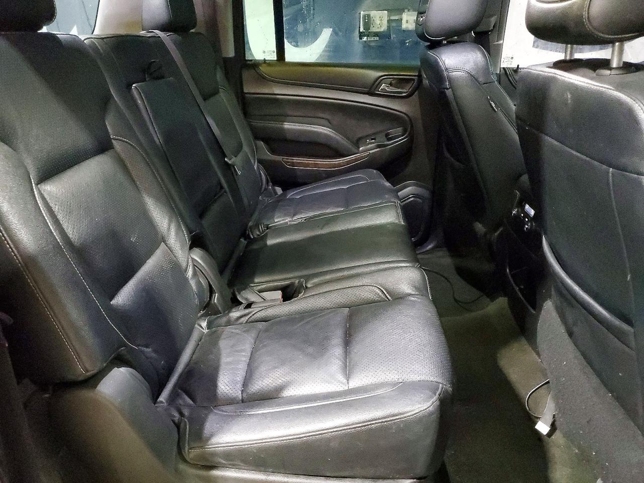 2017 CHEVROLET Suburban