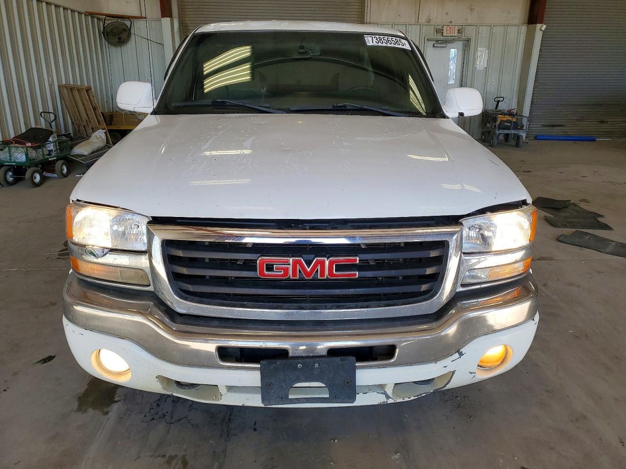 2004 GMC Sierra