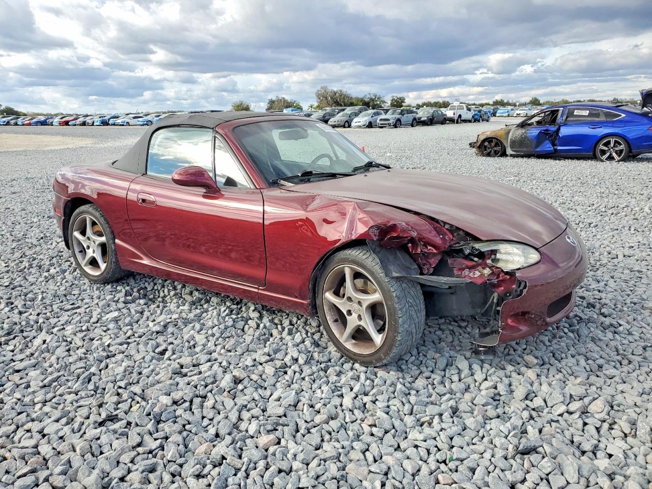 2003 MAZDA MX-5 Miata