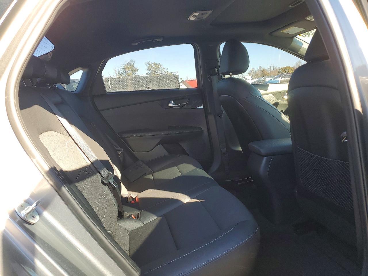 2022 KIA FORTE