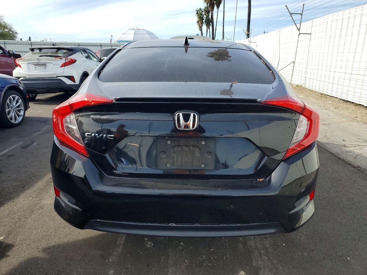 2018 HONDA CIVIC
