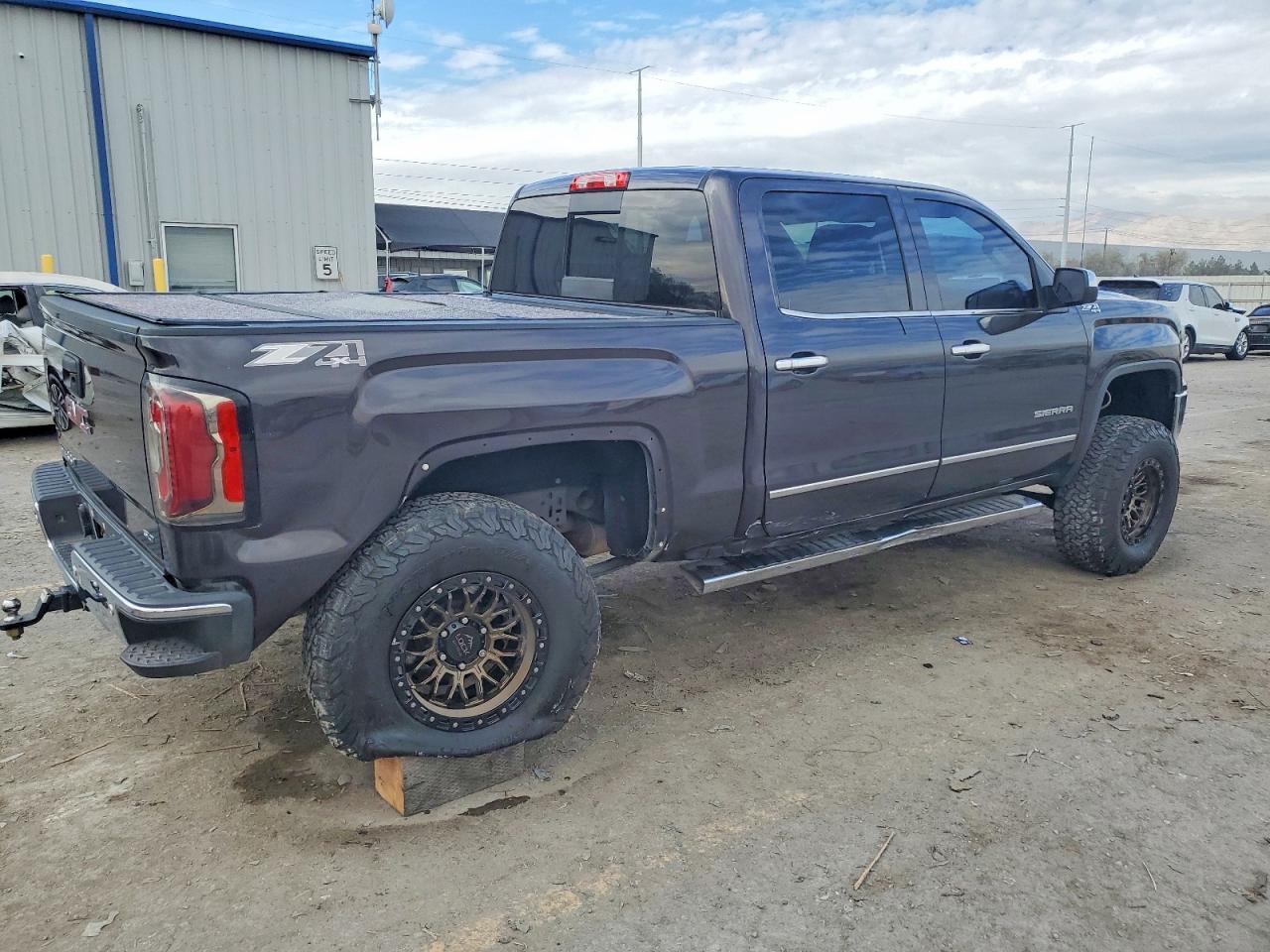 2016 GMC Sierra