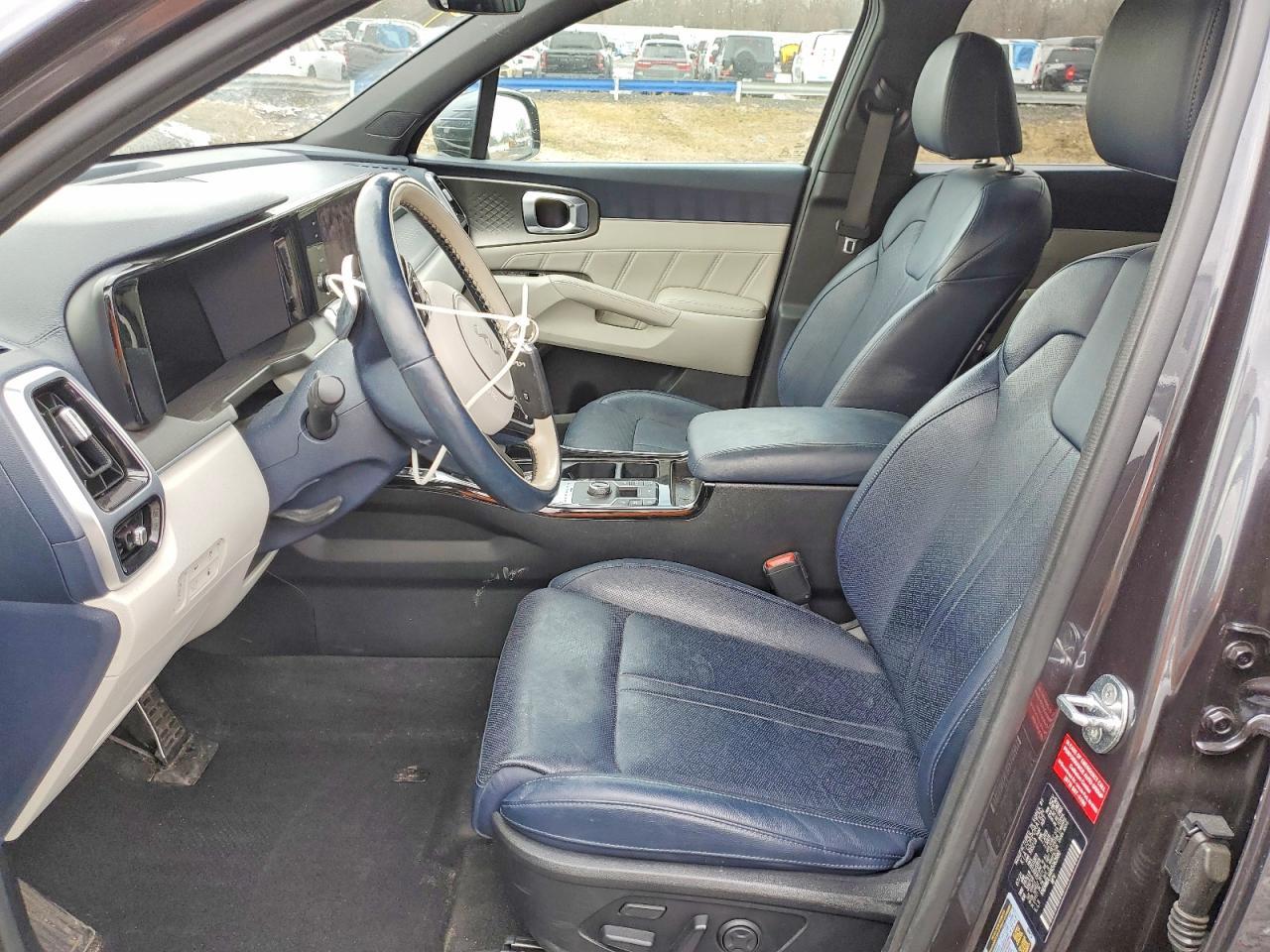 2022 KIA SORENTO