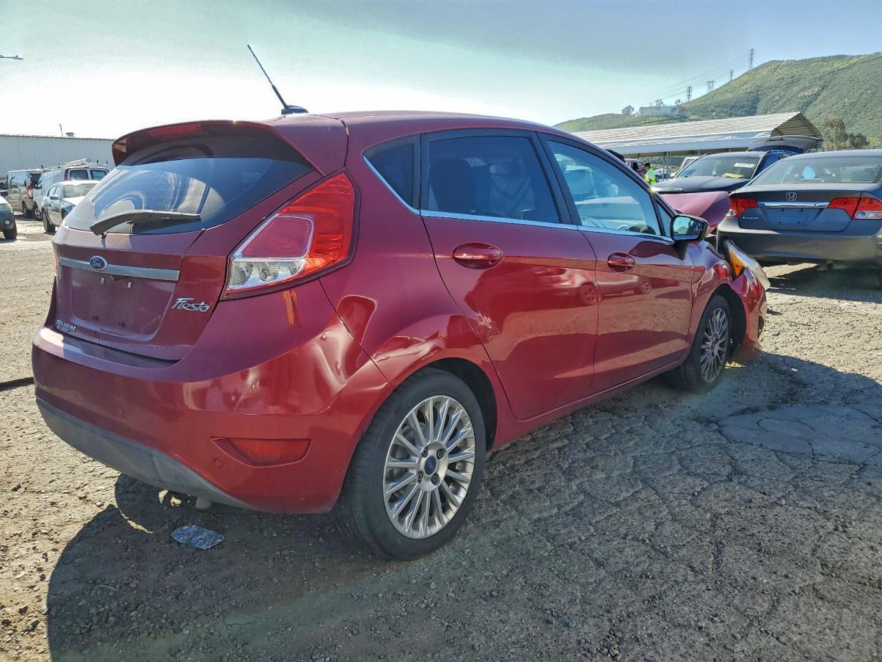 2016 FORD Fiesta