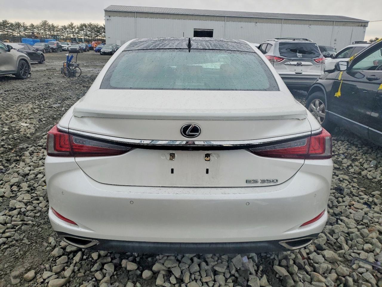 2021 LEXUS ES 350