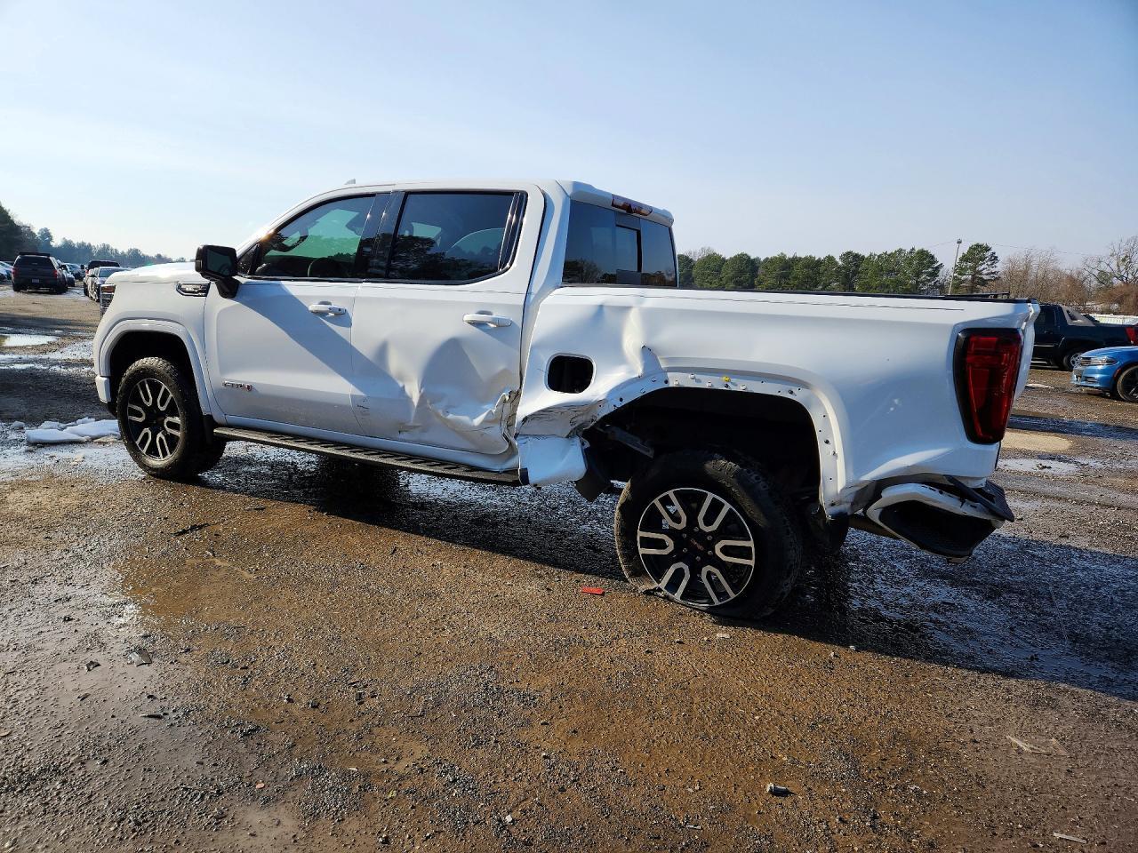 2025 GMC Sierra