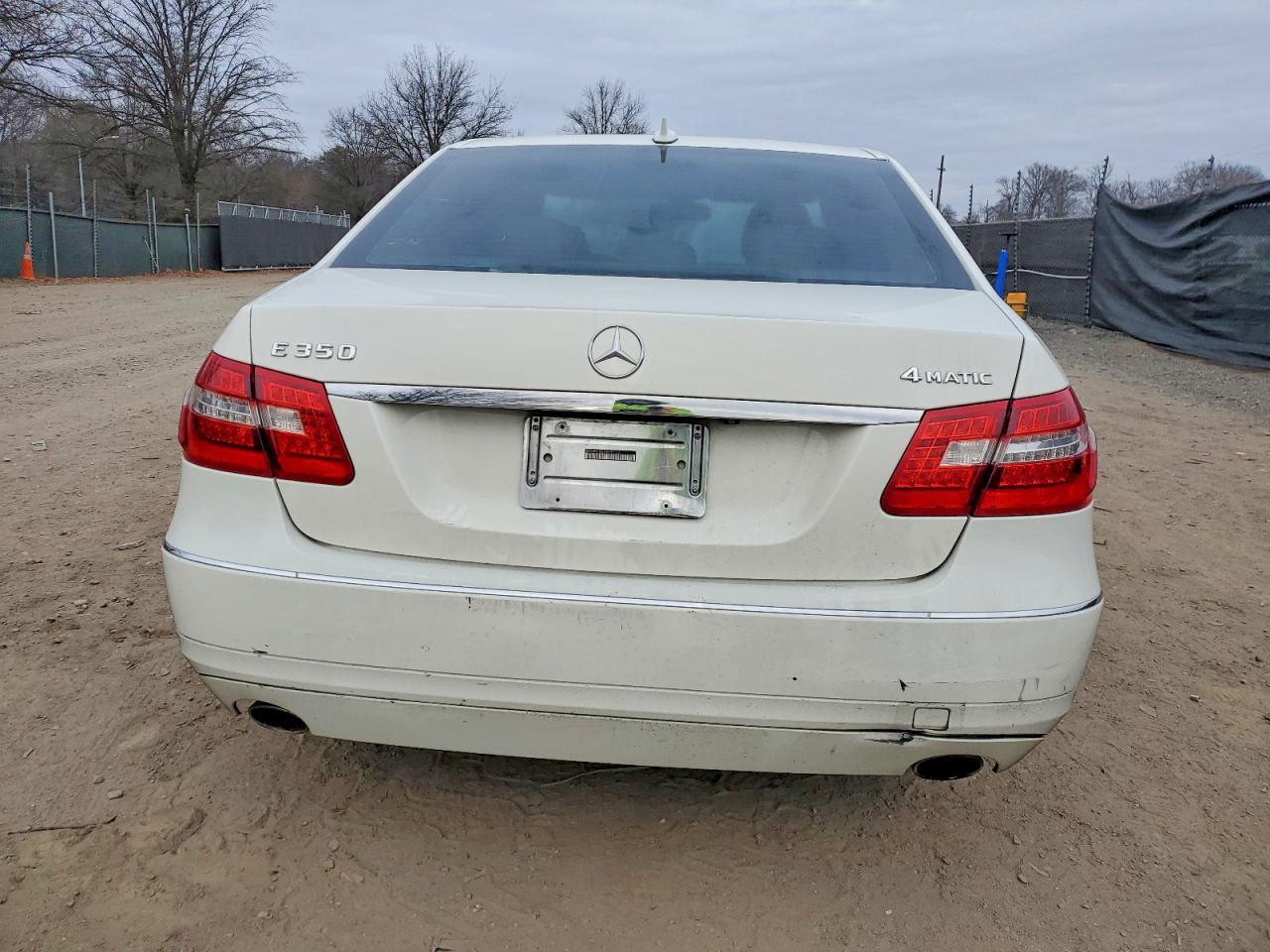 2010 MERCEDES-BENZ E-Class