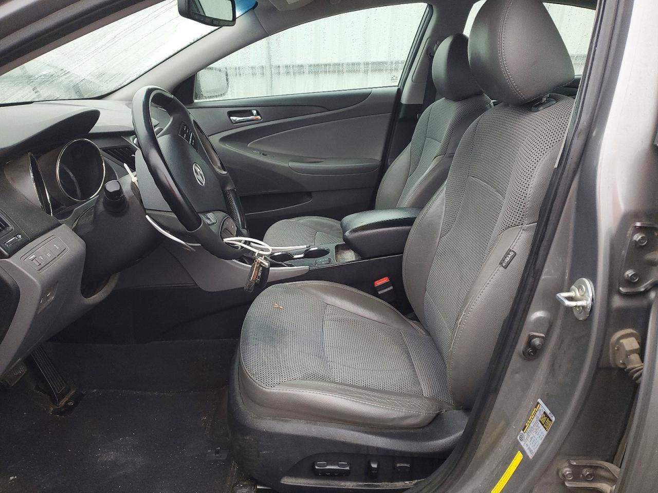 2013 HYUNDAI SONATA