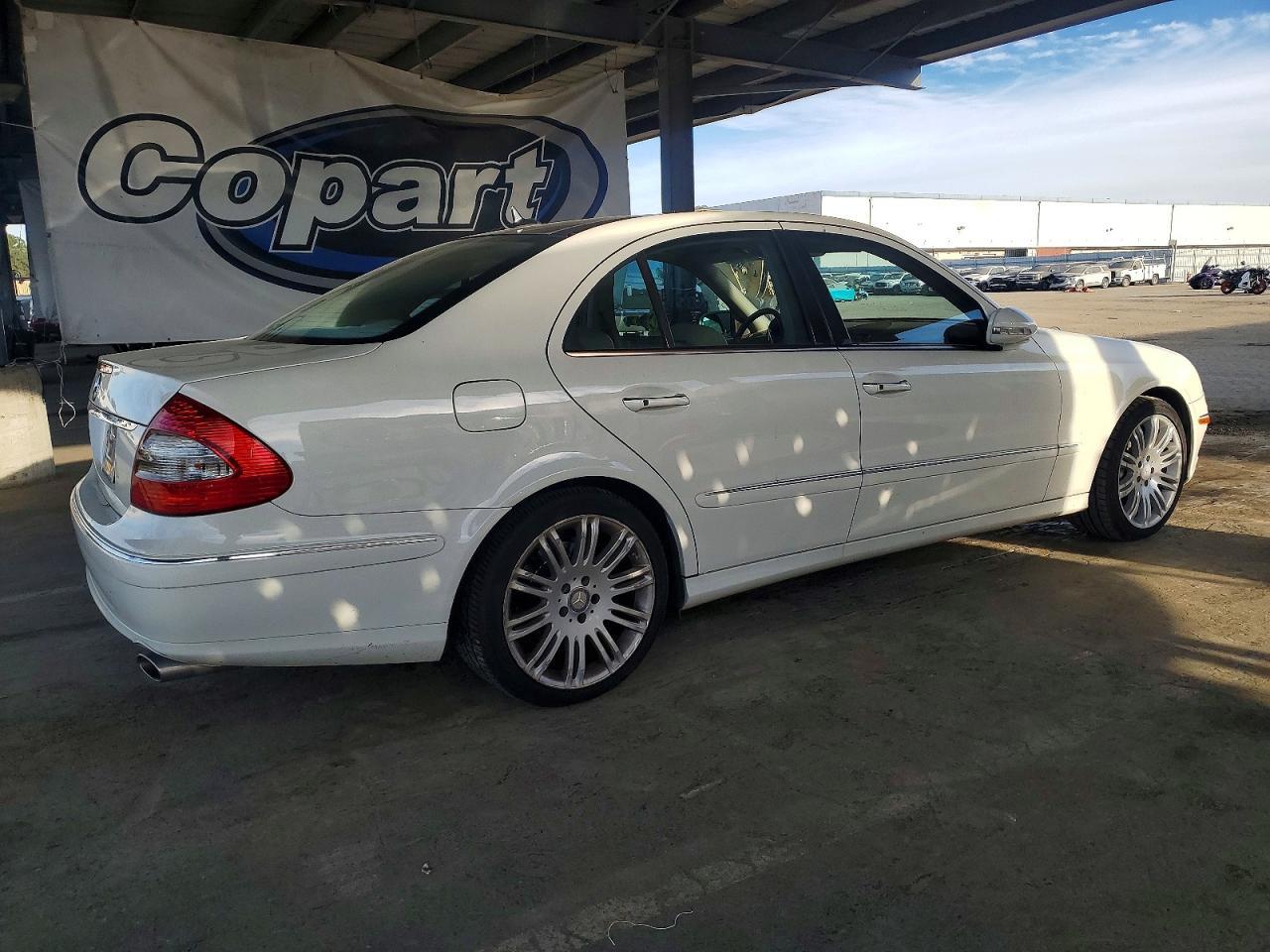 2008 MERCEDES-BENZ E-Class