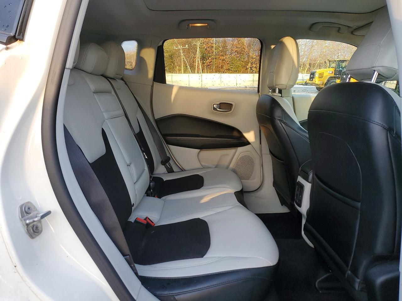 2017 JEEP Compass