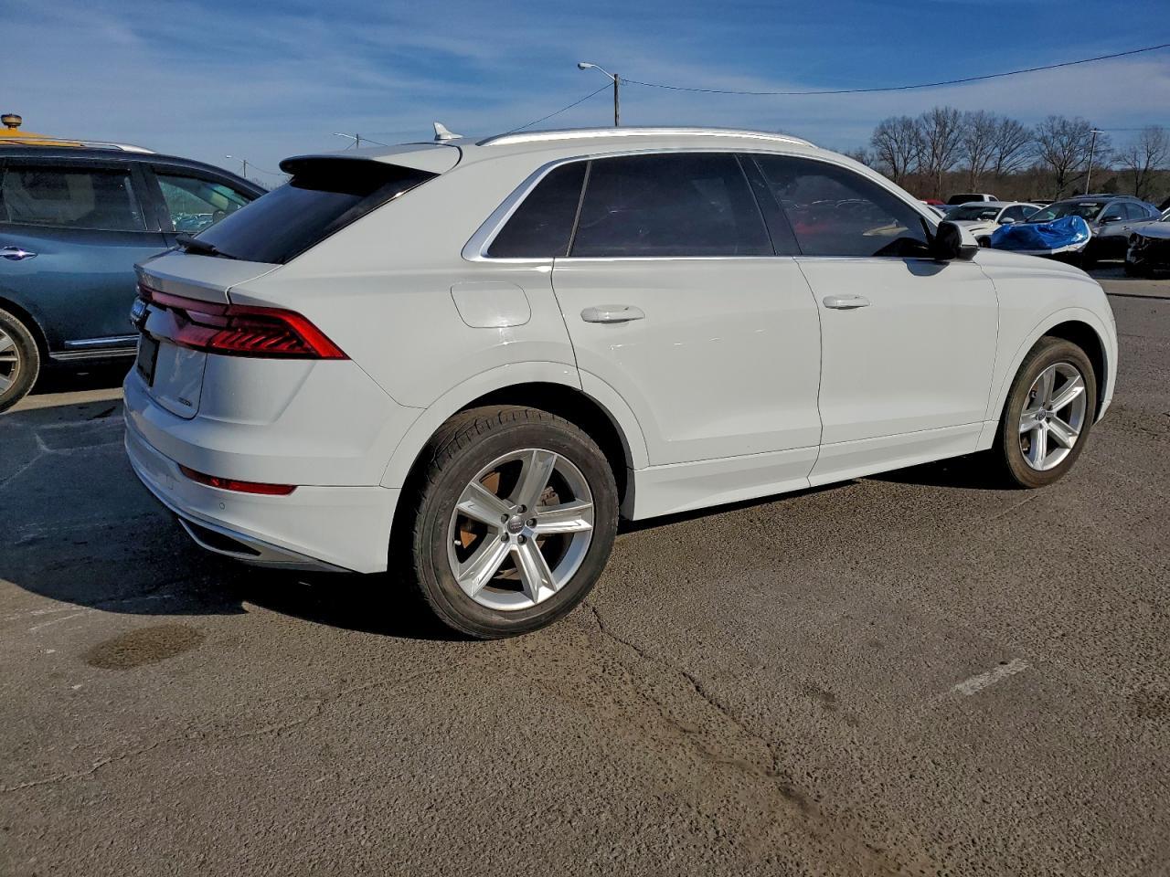 2019 AUDI Q8