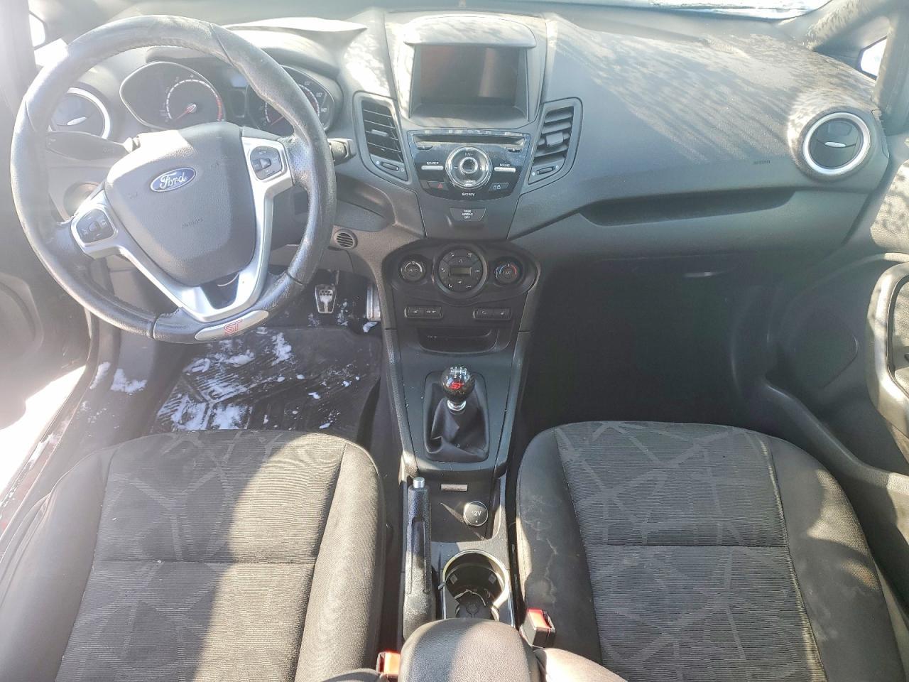 2017 FORD Fiesta