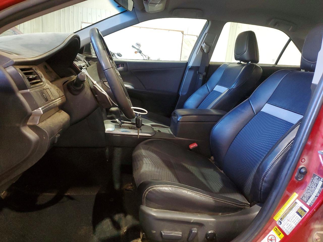 2014 TOYOTA CAMRY