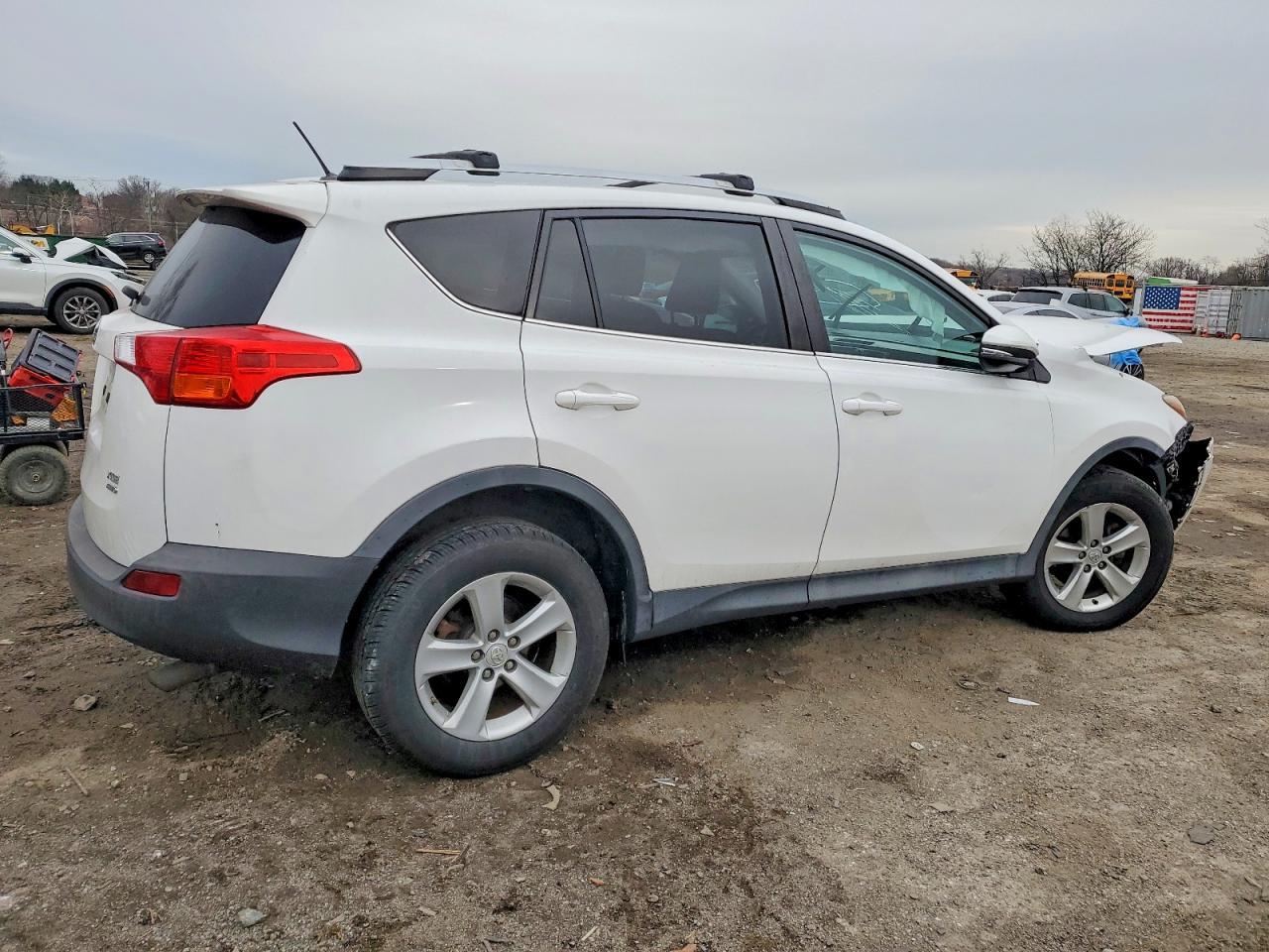 2014 TOYOTA RAV4