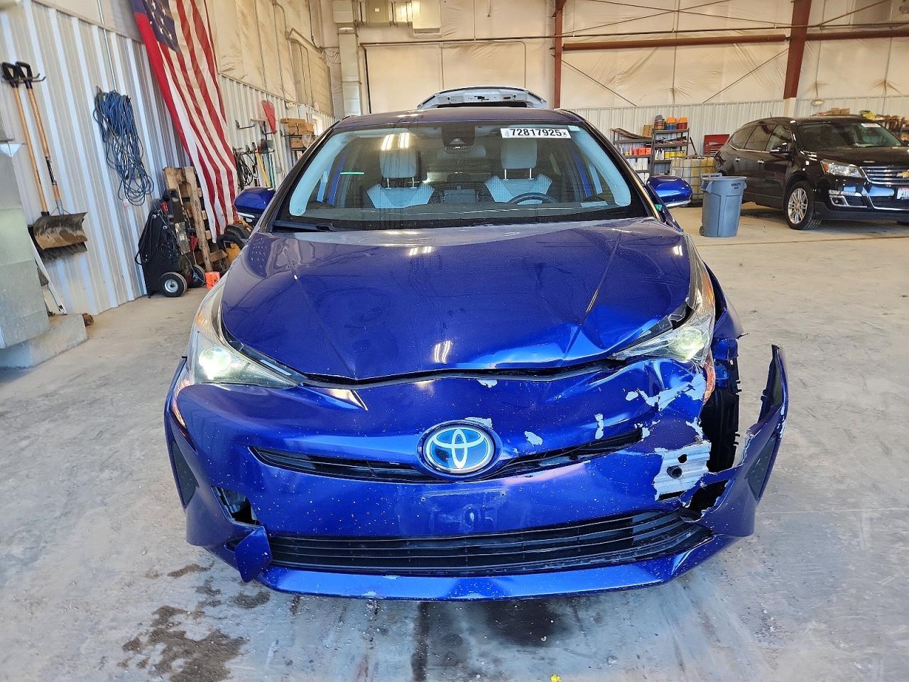 2017 TOYOTA PRIUS