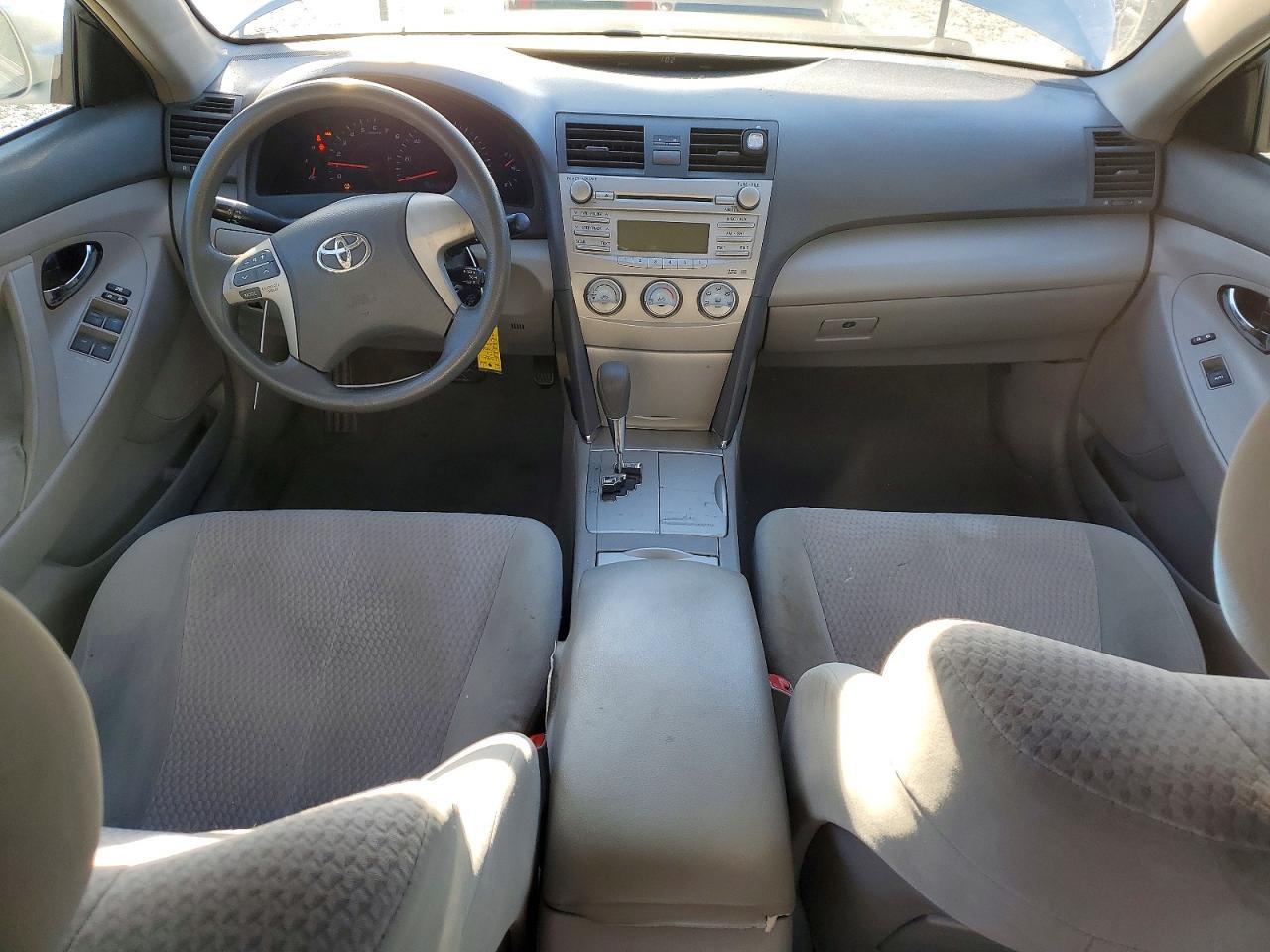 2011 TOYOTA CAMRY