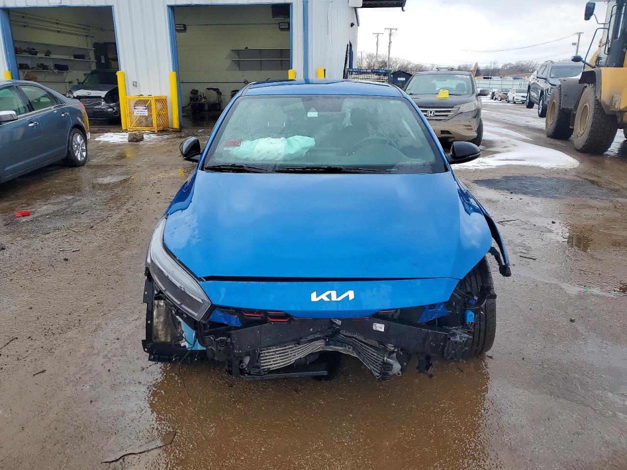 2023 KIA FORTE