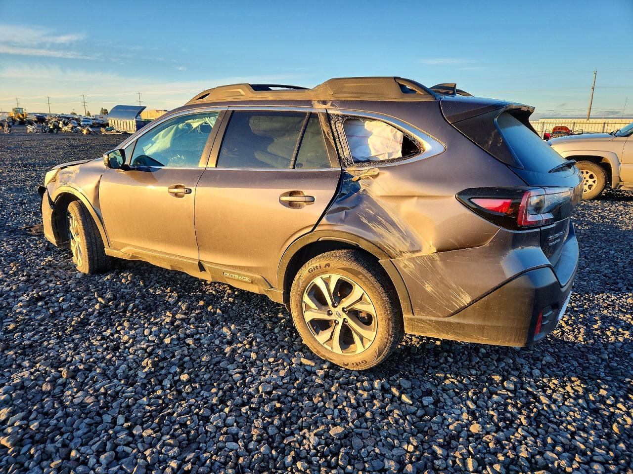 2020 SUBARU Outback