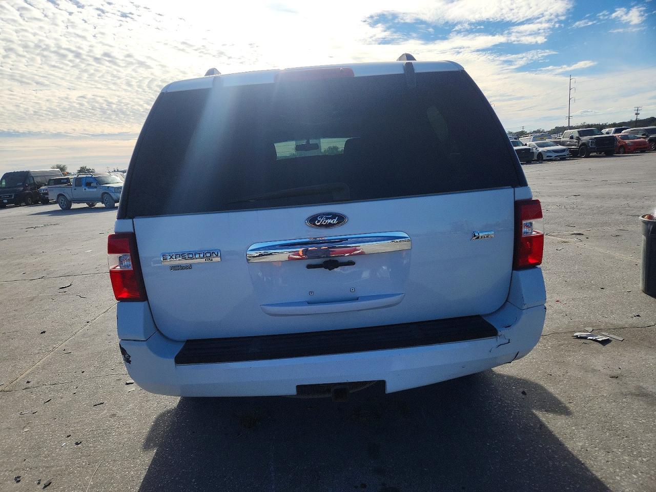 2010 FORD Expedition