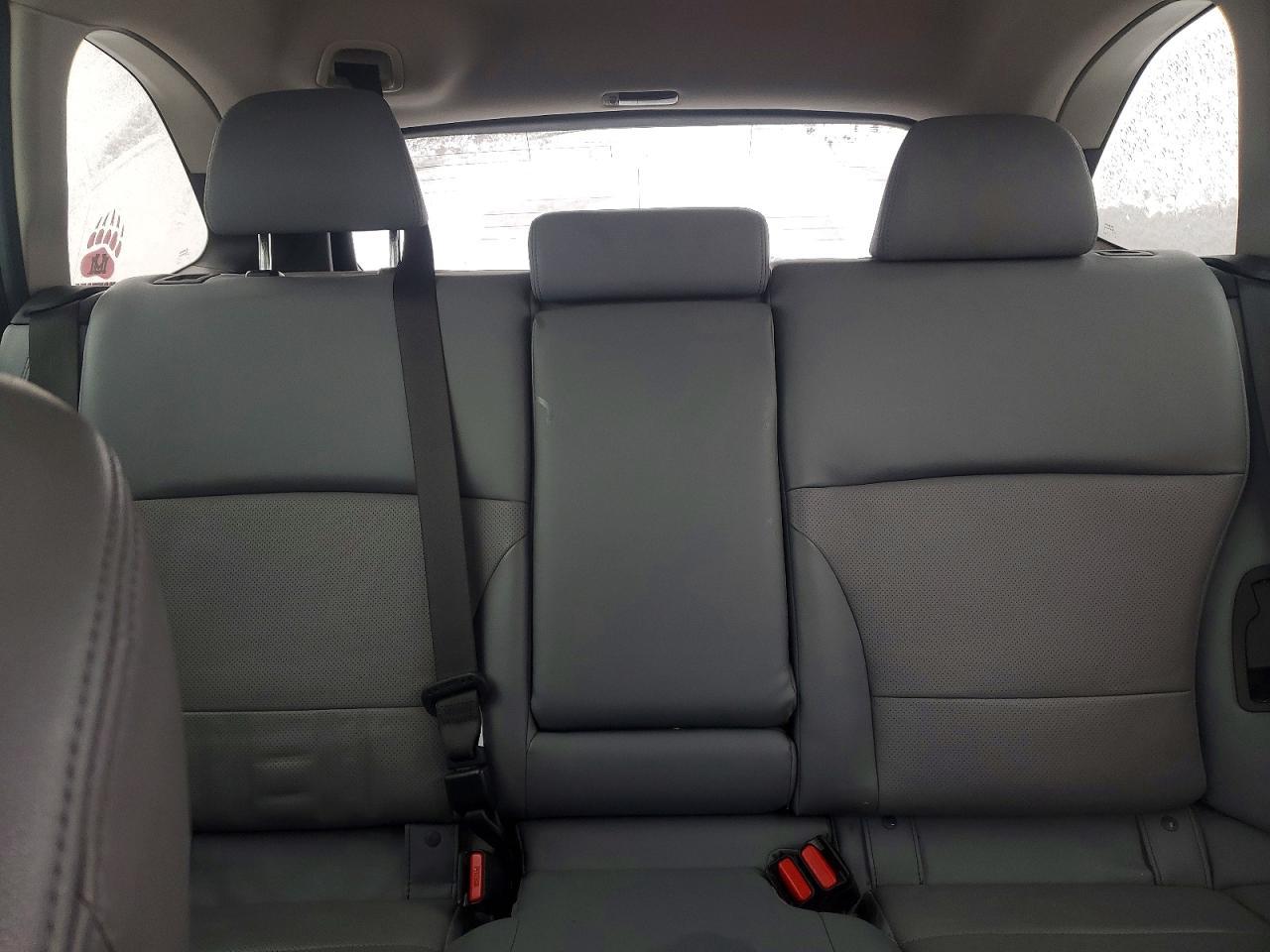 2018 SUBARU Outback