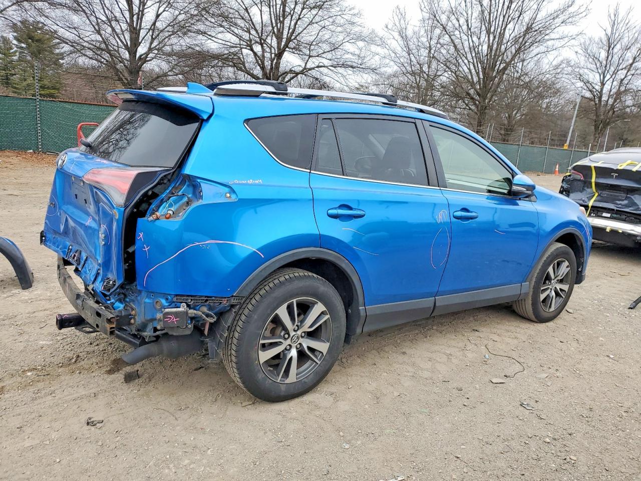 2017 TOYOTA RAV4