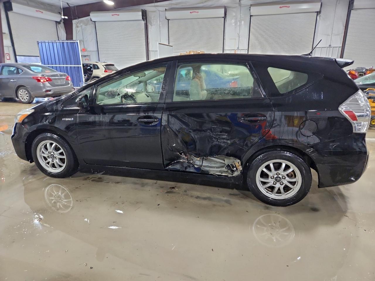 2012 TOYOTA PRIUS V