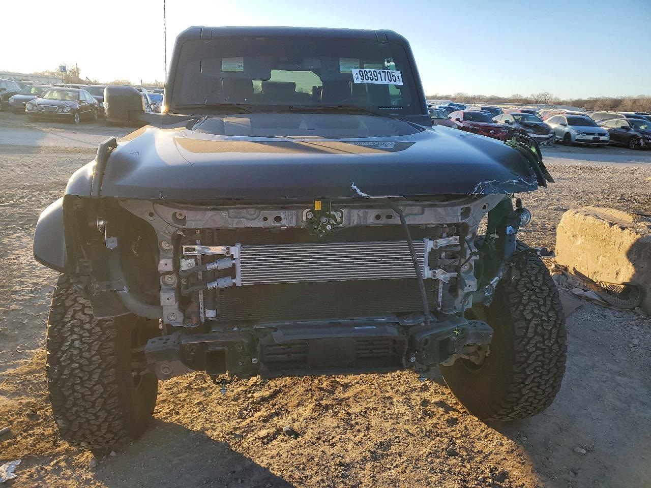 2024 FORD Bronco