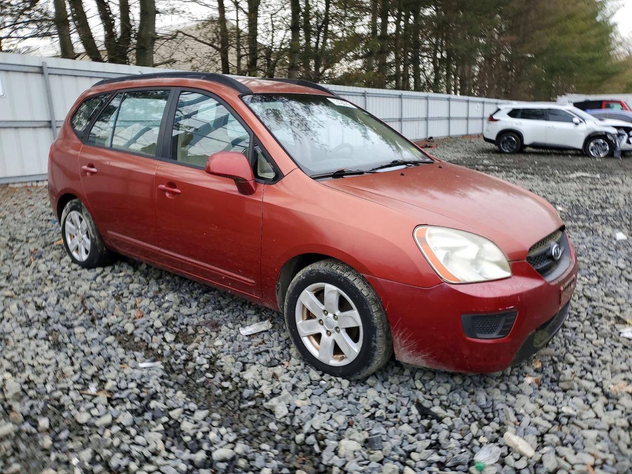 2008 KIA RONDO